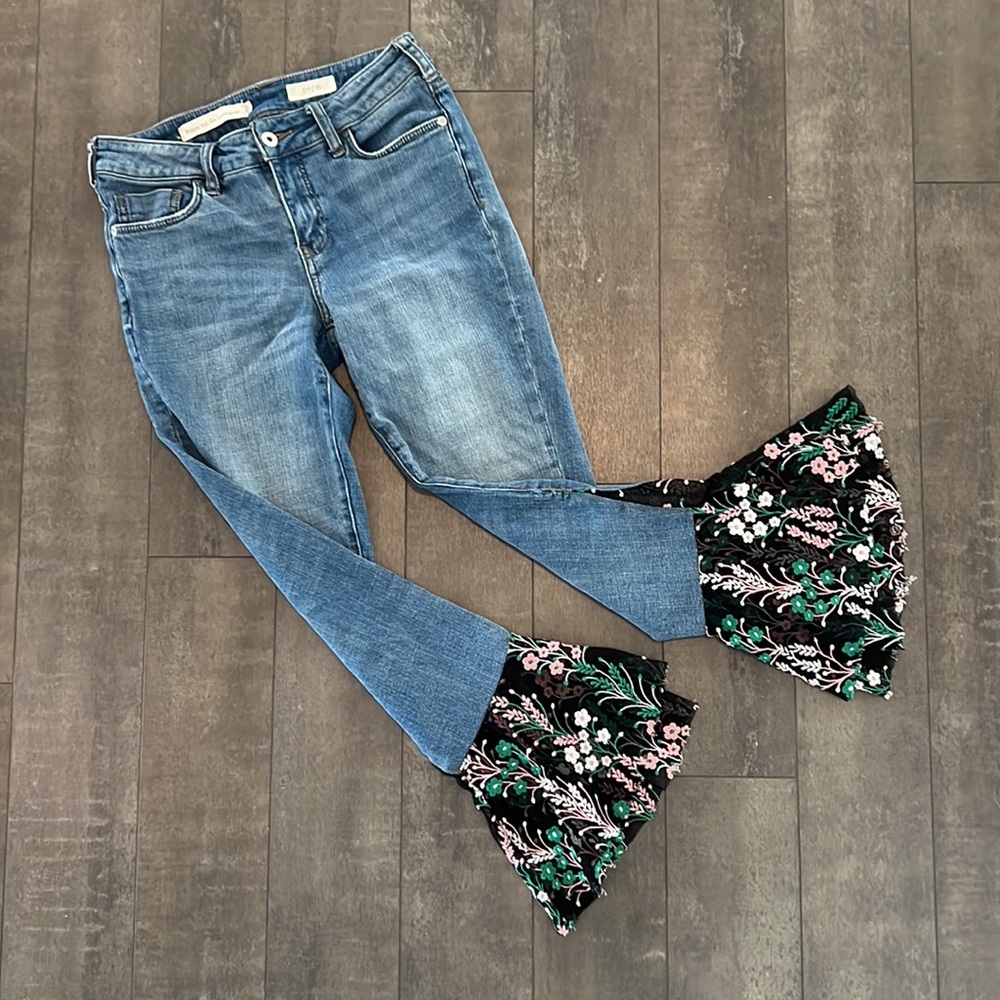Anthropologie Pilco and the Letterpress Cropped Floral Lace Hem Flare Denim Jean